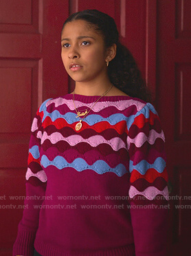 Julie’s scalloped sweater on Julie and the Phantoms