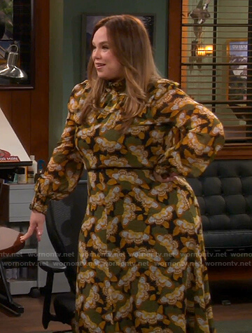 Kristin’s butterfly print dress on Last Man Standing
