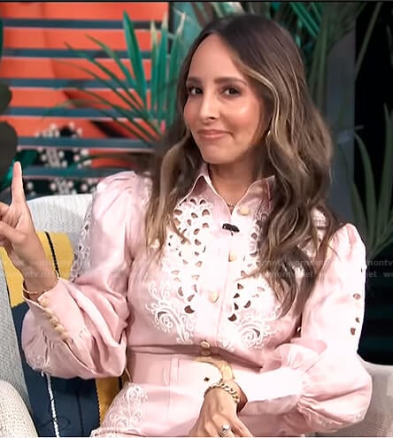 Lilliana’s pink eyelet blouse and shorts on E! News Daily Pop