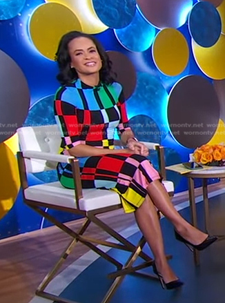 Linsey Davis’s colorblock dress on Good Morning America