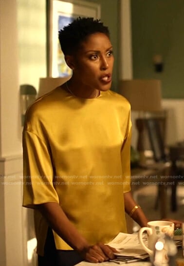 Lynn’s yellow satin top on Black Lightning