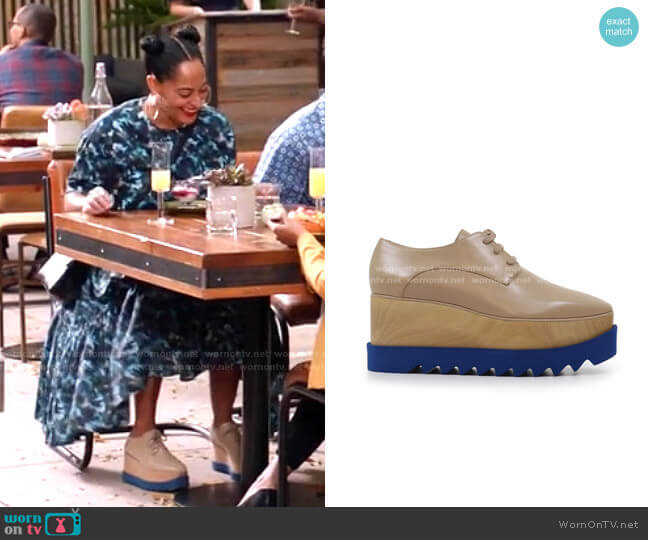 Stella McCartney Elyse Platform Brouges worn by Rainbow Johnson (Tracee Ellis Ross) on Black-ish