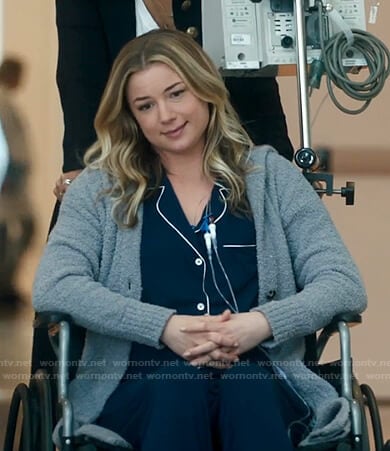 Nic’s short sleeve pajamas and grey hooded cardigan on The Resident