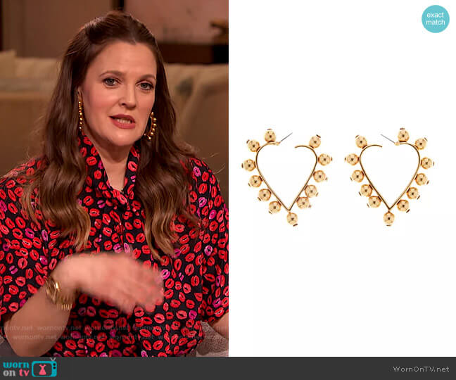 Oscar de la Renta Heart & Spheres Drop Earrings worn by Drew Barrymore on The Drew Barrymore Show