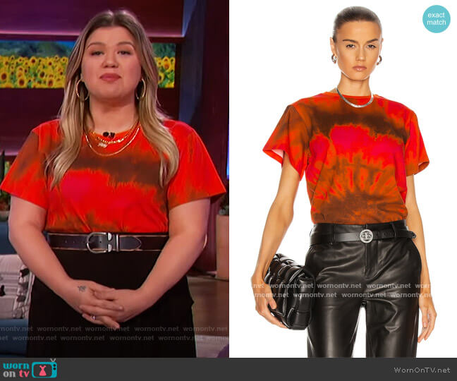 Retrofete Tie Dye T-Shirt worn by Kelly Clarkson on The Kelly Clarkson Show