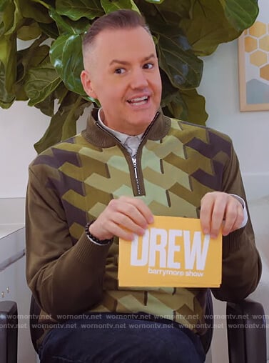 Ross Mathew’s green patterned sweater on The Drew Barrymore Show
