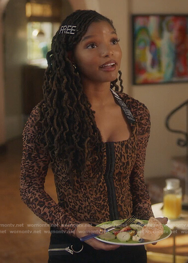Skyla’rs leopard print corset top on Grown-ish