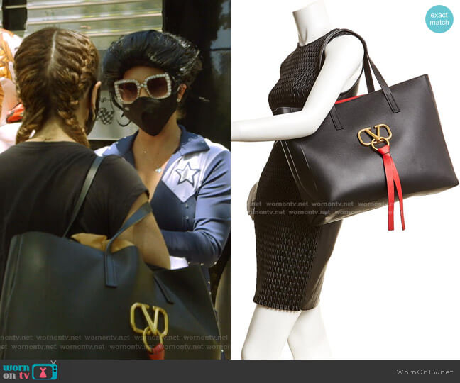 Valentino V-Ring Large Tote worn by D’Andra Simmons on The Real Housewives of Dallas