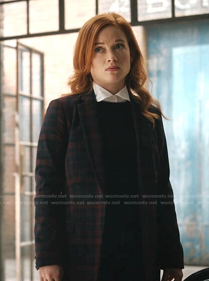 Zoey’s plaid blazer on Zoeys Extraordinary Playlist