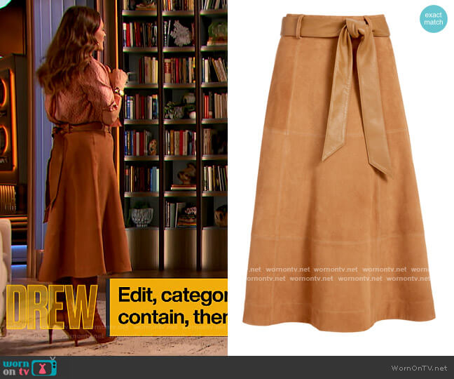 Alice + Olivia Martine Belted Suede Midi Skirt worn by Drew Barrymore on The Drew Barrymore Show