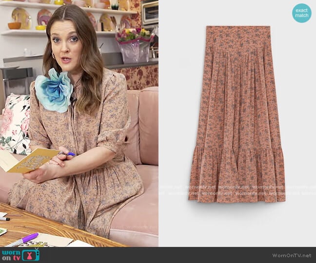Celine Prairie Skirt in Printed Crepe de Chine worn by Drew Barrymore on The Drew Barrymore Show