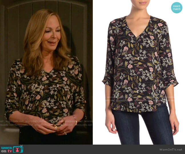 DR2 by Daniel Rainn Floral 3/4 Sleeve Blouse worn by Bonnie Plunkett (Allison Janney) on Mom
