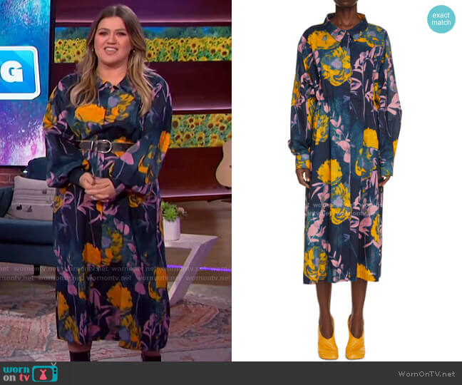 Dries van Noten Darlo Floral Long Sleeve Shirtdress worn by Kelly Clarkson on The Kelly Clarkson Show