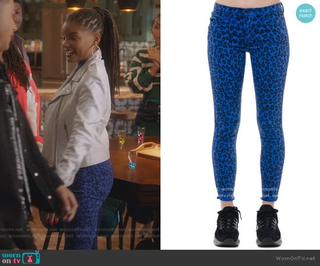 J Brand Blue And Black Leopard Denim Skinny Jeans worn by Skylar Forster (Halle Bailey) on Grown-ish