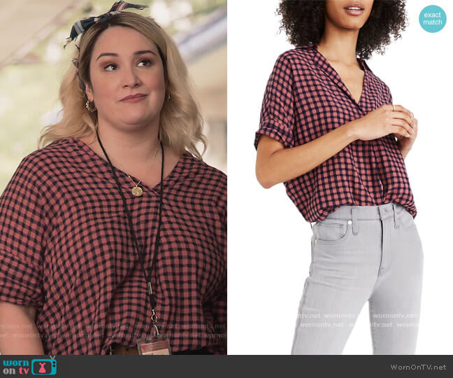 Madewell Courier Button Back Shirt worn by Davia (Emma Hunton) on Good Trouble
