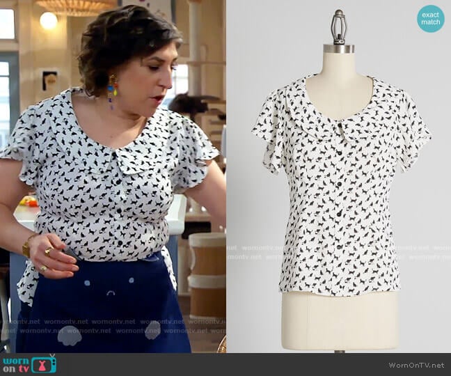 Voodoo Vixen We Ain't Kitten Top worn by Kat Silver (Mayim Bialik) on Call Me Kat