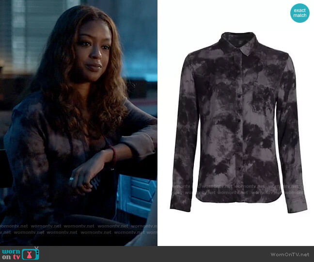 Rails Hunter Shirt in Charcoal Tie Dye worn by Ryan Wilder (Javicia Leslie) on Batwoman