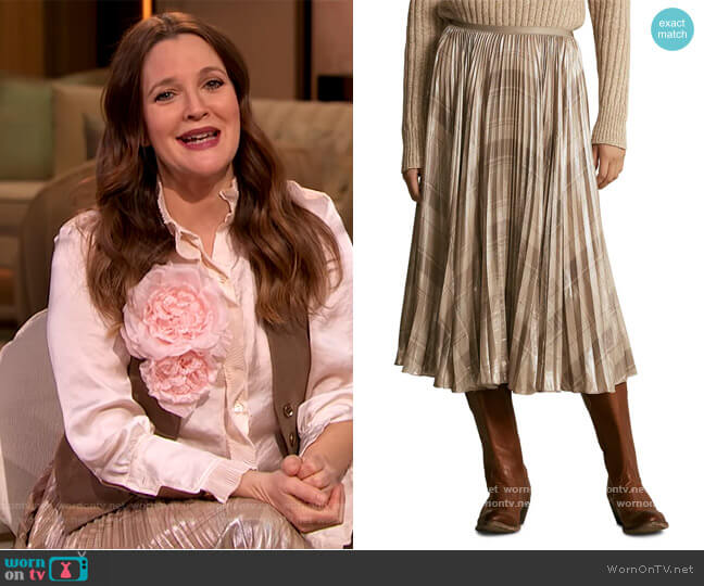 Ralph Lauren Rese Metallic Plaid Pleated Skirt worn by Drew Barrymore on The Drew Barrymore Show