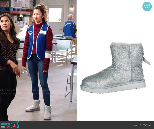 Ugg Bailey Bow Ankle Boots worn by Cheyenne (Nichole Bloom) on Superstore