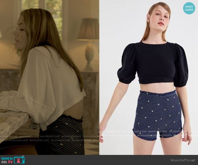 Urban Outfitters Rosie Ruffle High-rise Pinup Short worn by Sarah Cameron (Madelyn Cline) on Outer Banks