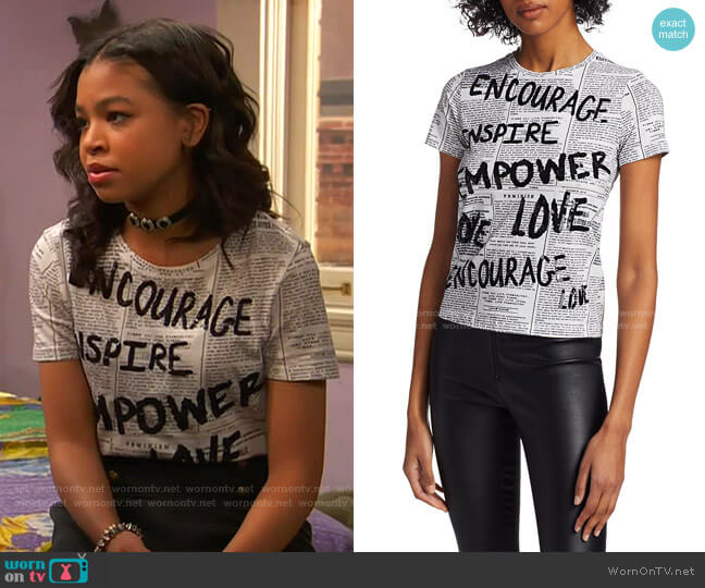 Alice + Olivia Rylyn Embellished Newspaper Tee worn by Nia Baxter (Navia Robinson) on Ravens Home