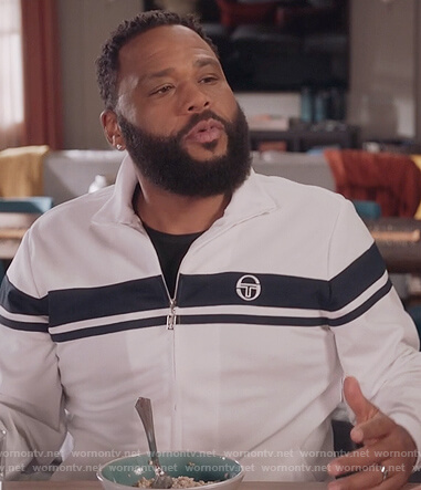 Andre’s white stripe jacket on Black-ish