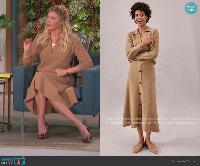 Ann Taylor Collared V-Neck Sweater worn by Amanda Kloots on The Talk