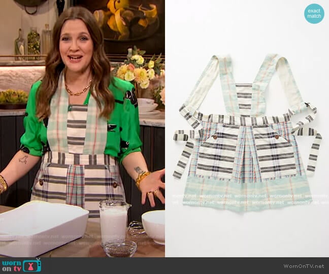 Anthropologie Kelby Mixed Plaid Apron worn by Drew Barrymore on The Drew Barrymore Show