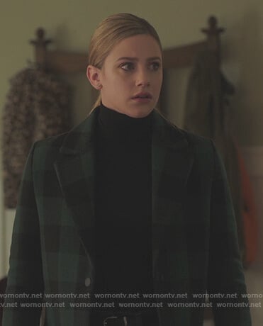 Betty’s green check coat on Riverdale