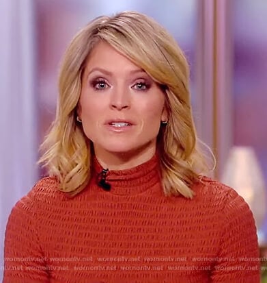 Sara’s smocked top on The View