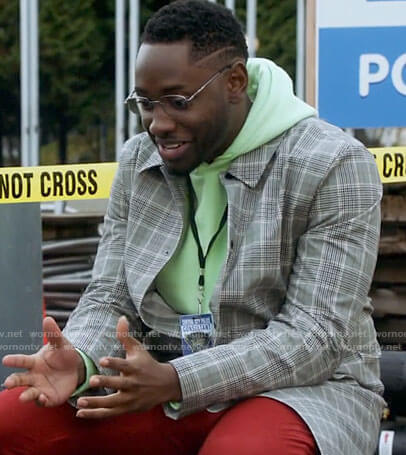 Chester’s plaid coat on The Flash