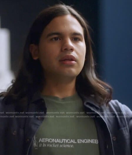 Cisco’s aeronautical engineering t-shirt on The Flash