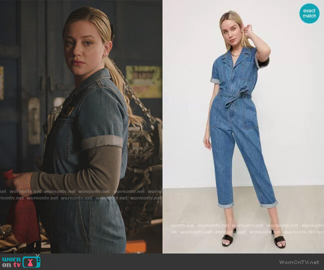 Dynamite Short Sleeve Denim Jumpsuit worn by Betty Cooper (Lili Reinhart) on Riverdale
