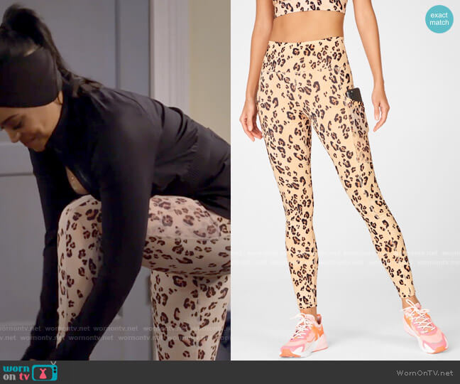 Fabletics Mila High Waisted Pocket Leggings in Desert Leopard worn by Randi (Kyla Pratt) on Call Me Kat