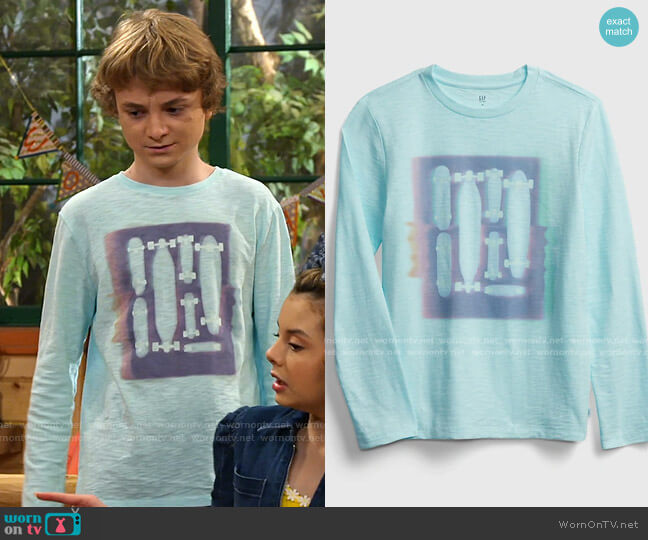 Gap Kids Interactive Graphic T-Shirt worn by Finn Sawyer (Will Buie Jr) on Bunkd