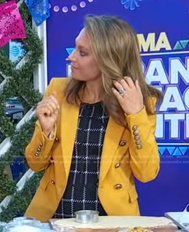 Ginger’s yellow blazer and pant suit on Good Morning America