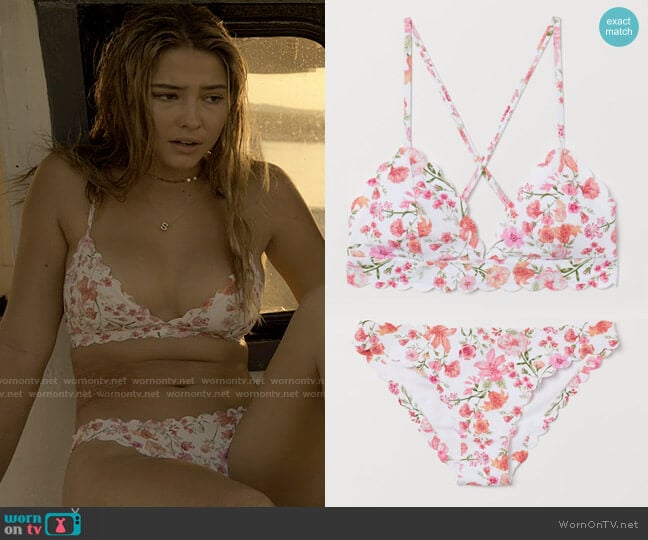 H&M Bikini Bottoms in White/Floral worn by Sarah Cameron (Madelyn Cline) on Outer Banks