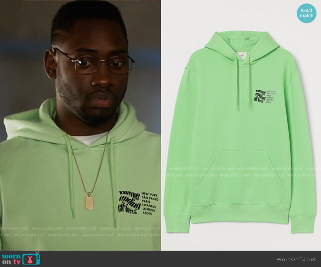 H&M Printed Hoodie in Light Green worn by Chester Phineas Runk (Brandon McKnight) on The Flash