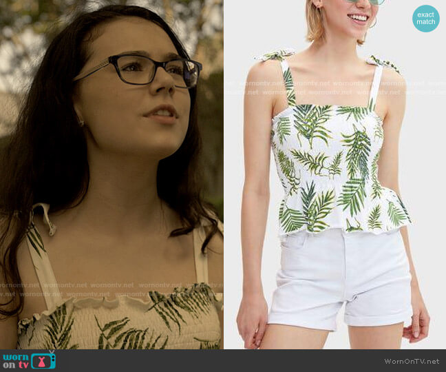 H&M Smocked Top worn by Wheezie Cameron (Julia Antonelli) on Outer Banks