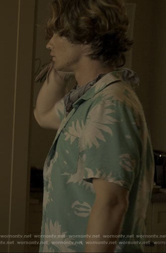 John B’s green printed shirt on Outer Banks