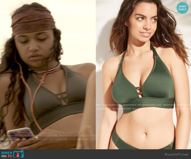 Kona Sol Triangle Bikini Top worn by Kiara Carrera (Madison Bailey) on Outer Banks