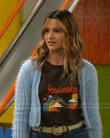 Lex’s Joyseeker print top and blue cropped cardigan on Side Hustle