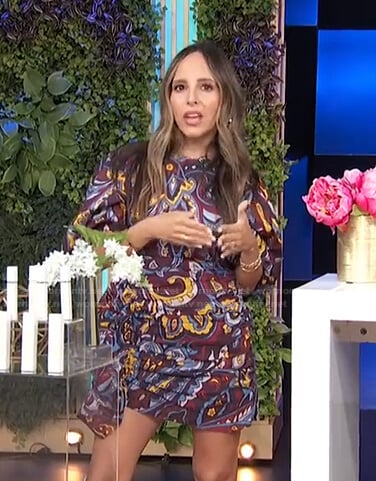 Lilliana’s paisley print mini dress on E! News Daily Pop