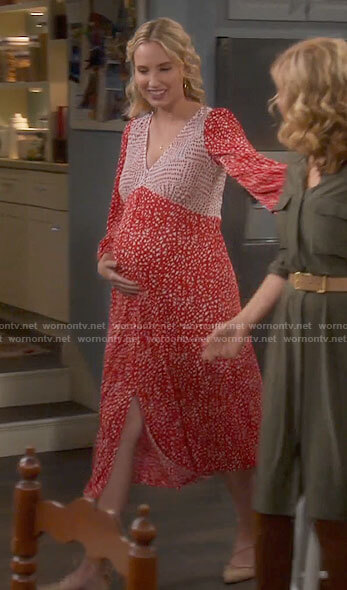 Mandy’s red printed midi maternity dress on Last Man Standing