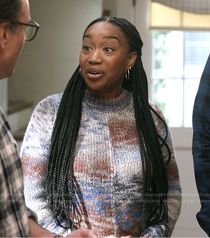 Michelle’s marled sweater on The Unicorn