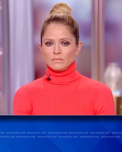 Sara’s red turtleneck dress on The View