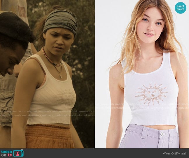 Truly Madly Deeply Sun Ribbed Cropped Tank Top worn by Kiara Carrera (Madison Bailey) on Outer Banks