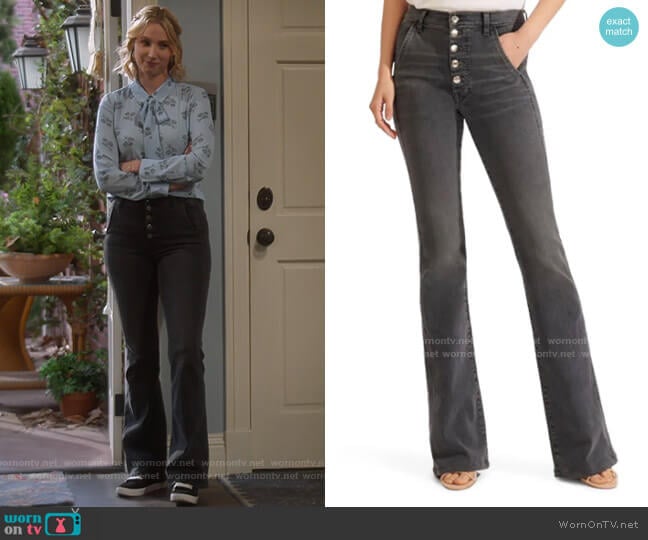 Veronica Beard Beverly High Waist Skinny Flare Jeans in Stonington worn by Mandy Baxter (Molly McCook) on Last Man Standing