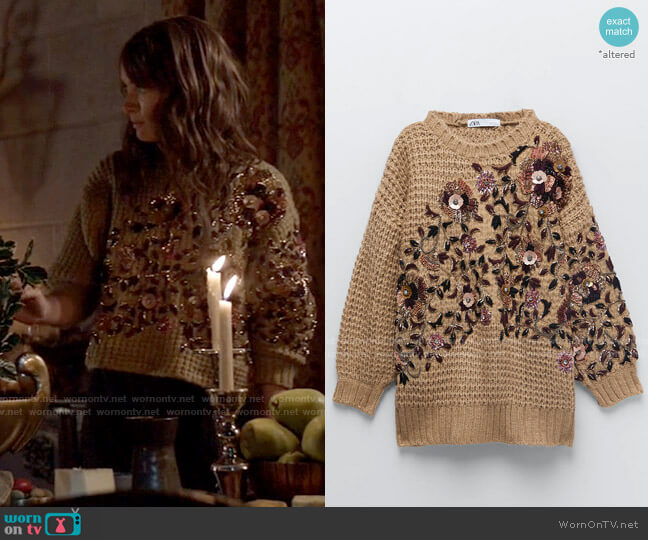 Zara Embroidered Oversized Sweater Limited Edition worn by Beth Kane (Rachel Skarsten) on Batwoman