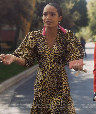 Zoey’s yellow leopard print dress on Grown-ish